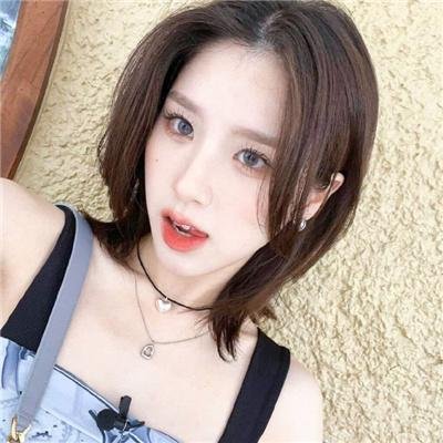 黄叶舞青风